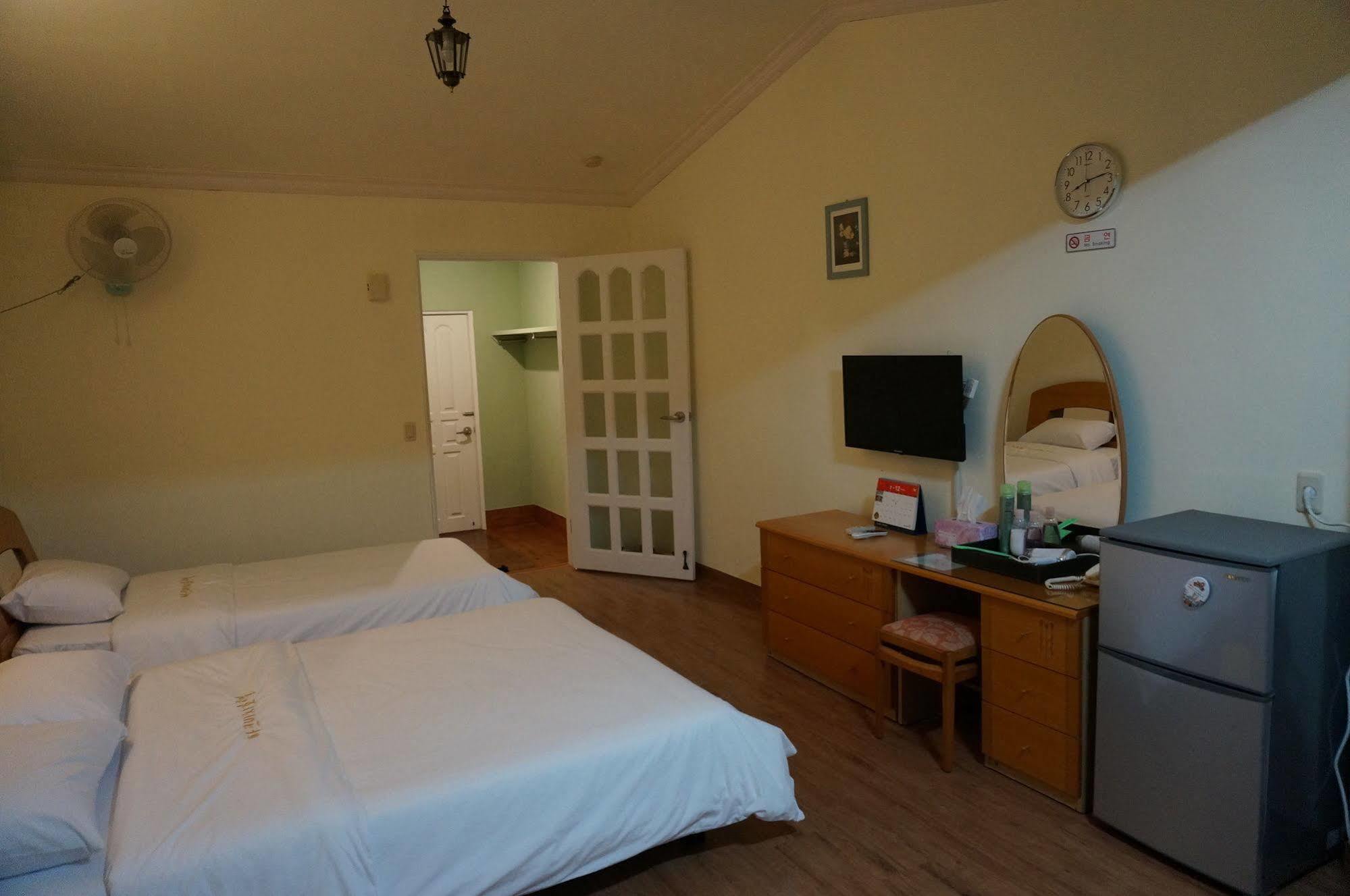 Park Beach Hotel Τζέτζου Εξωτερικό φωτογραφία